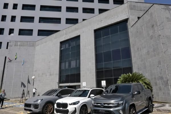 Ação da PF prende influenciadores envolvidos em lavagem de dinheiro