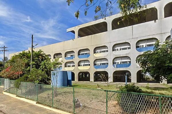 Artefato explode em escola em Belford Roxo e fere 8 alunos