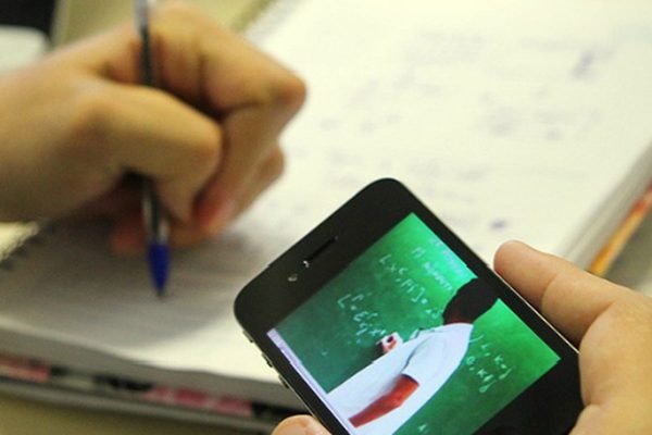 Brasil tem mais alunos em cursos a distância que em presenciais