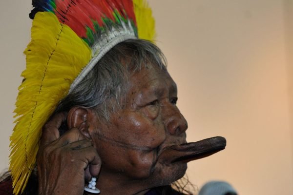 Cacique Raoni apresenta boa evolução clínica e vai para enfermaria