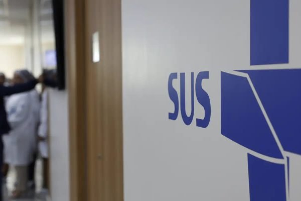 Câmara aprova MP que cria programa Agora Tem Especialistas