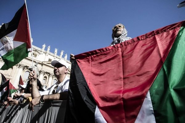 Canadá, Reino Unido e Austrália reconhecem o Estado Palestino
