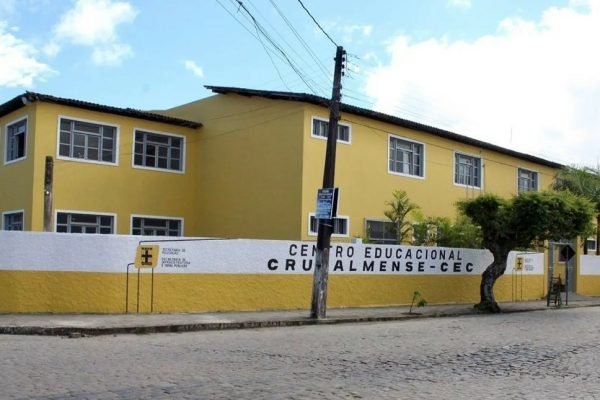 Centro-Educacional-Cruzalmense-CEC.jpg