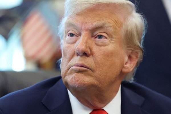 Classificar Antifa como terrorista aumenta repressão política nos EUA