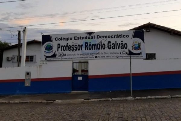 Colegio-Romulo-Galvao-e1642169467922.jpeg