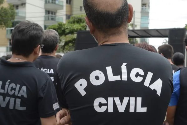 Deputado do Rio é alvo de operação por suspeita de vínculo com facção