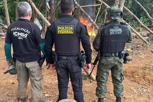 Garimpos ilegais no Amapá e Pará são alvos de operação da PF