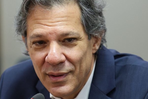 Haddad: isenção do IR até R$ 5 mil deve ser sancionada em outubro