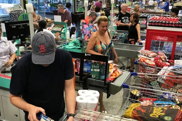 Inflação oficial de janeiro fica em 0,33% e se mantém dentro da meta