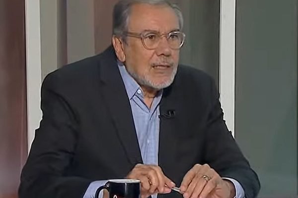 Jornalista Carlos Monforte morre aos 77 anos