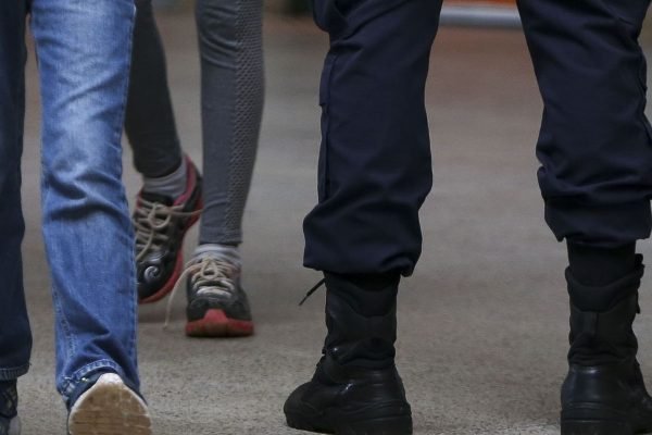 Justiça suspende regras de escolas cívico-militares em SP