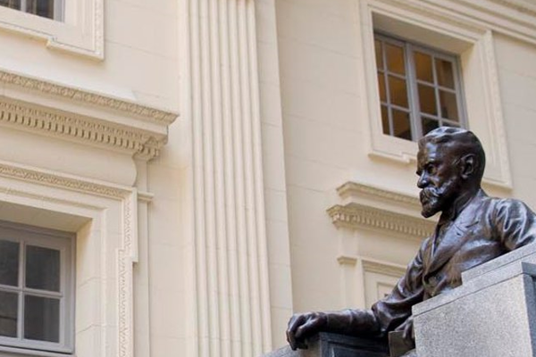 MP aciona Justiça para recuperar imóvel onde residiu Machado de Assis