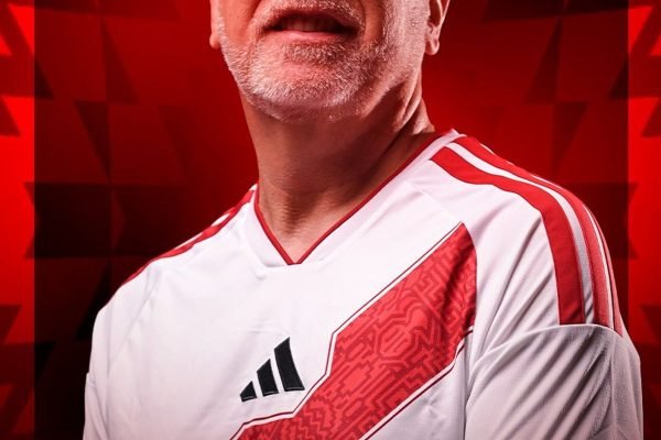 Mano Menezes assume comando técnico da seleção do Peru por 4 anos