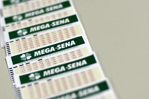 Mega-Sena acumula novamente e prêmio principal vai para R$ 60 milhões