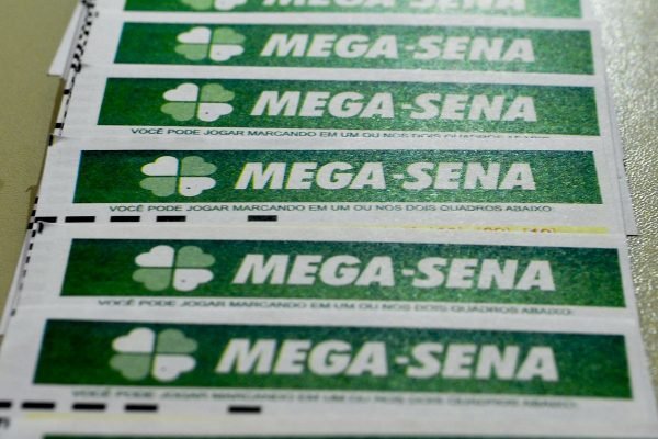 Mega-Sena sorteia prêmio acumulado em R$ 45 milhões nesta quinta-feira