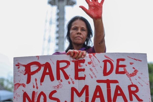 Mesmo com medida protetiva, mulher é vítima de feminicídio no Rio