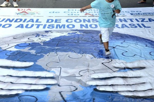 Ministério da Saúde reafirma que paracetamol não causa autismo