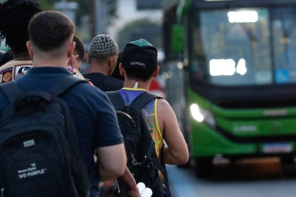 Motoristas de ônibus do Rio iniciam greve nesta segunda-feira