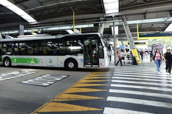 Operação combate infiltração do PCC no transporte público em São Paulo