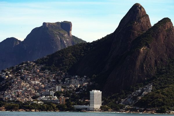 Operação policial deixa visitantes 