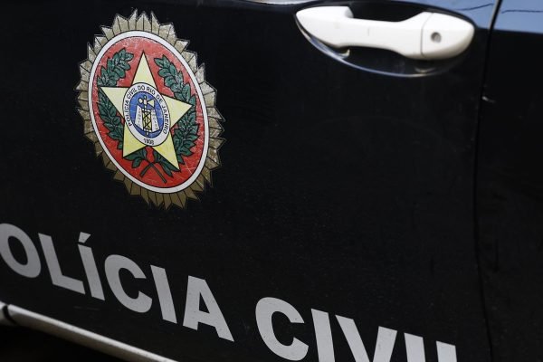 Polícia civil desarticula grupo que aplicava golpes contra idosos