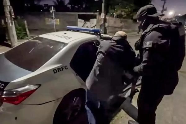 Polícia deflagra operação contra roubo de medicamentos oncológicos