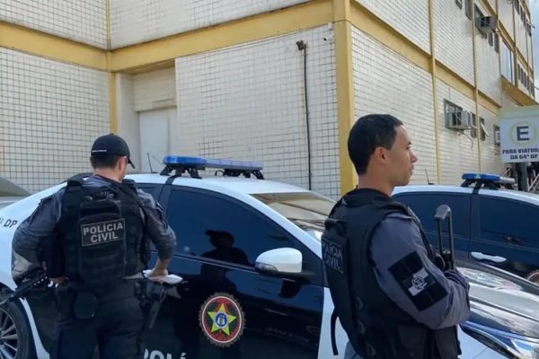 Polícia faz operação contra venda de medicamentos abortivos no Rio