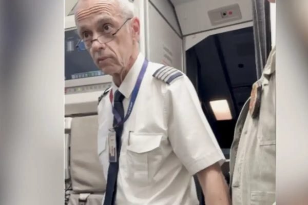 Polícia prende piloto suspeito de participar de rede de pedofilia