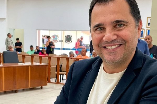Secretário de Queimados, no Rio, morre baleado em abordagem da PM