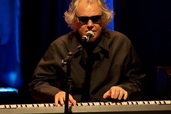 Show inédito de Arrigo Barnabé é atração do Cena Musical, na TV Brasil