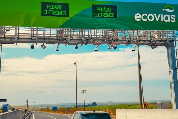 Sistema Anchieta-Imigrantes passa a ter pedágio eletrônico