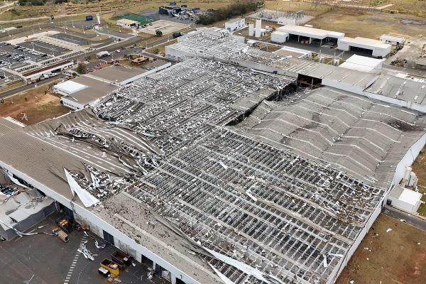 Toyota suspende produção no país após chuva destruir fábrica em SP