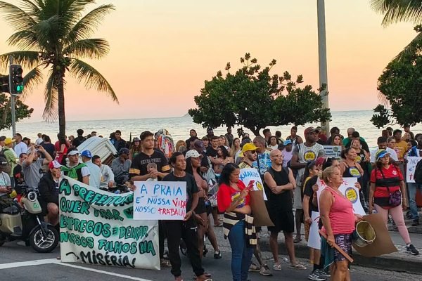 Trabalhadores informais fazem novo ato contra programa Tolerância Zero