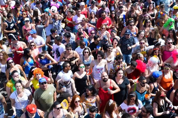 Veja dicas para curtir o carnaval com segurança e alegria