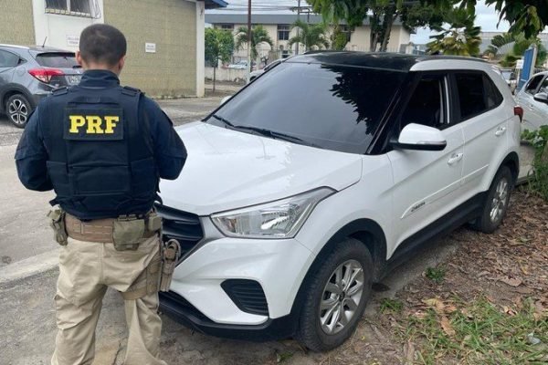 carro-roubado-e1652207085667.jpeg