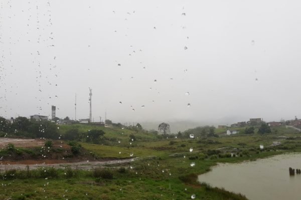 chuva-tempo-elisio-medrado.jpeg
