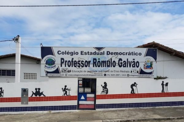 colegio-romulo-galvao-e1663263097954.jpeg