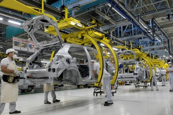 coronavirus_industria_automobilistica_fabrica2005200368.jpg