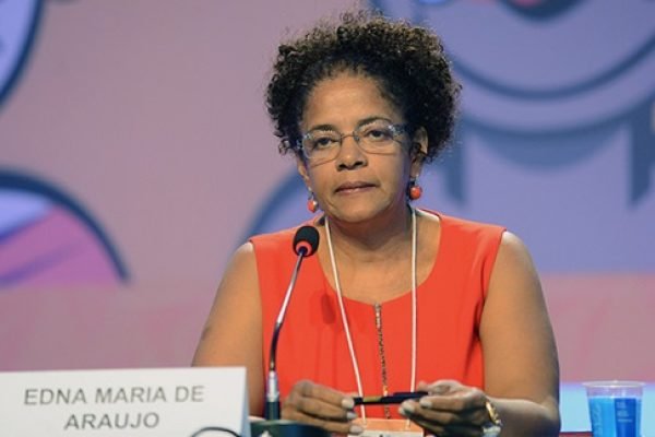 edna-maria-araujo.jpg