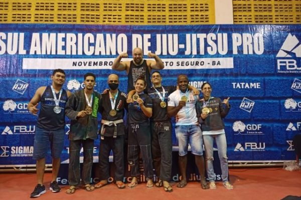 jiu-jitsu-e1637083434111.jpg