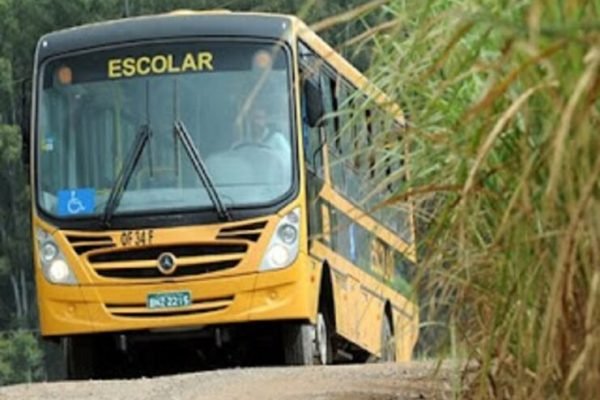 onibus-escolar.jpg