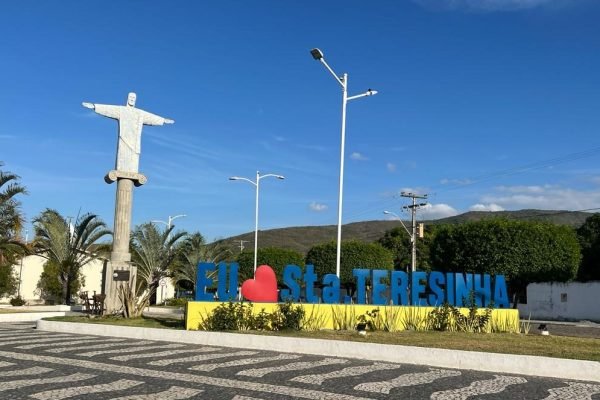 santa-teresinha-praca-e1700165618591.jpeg